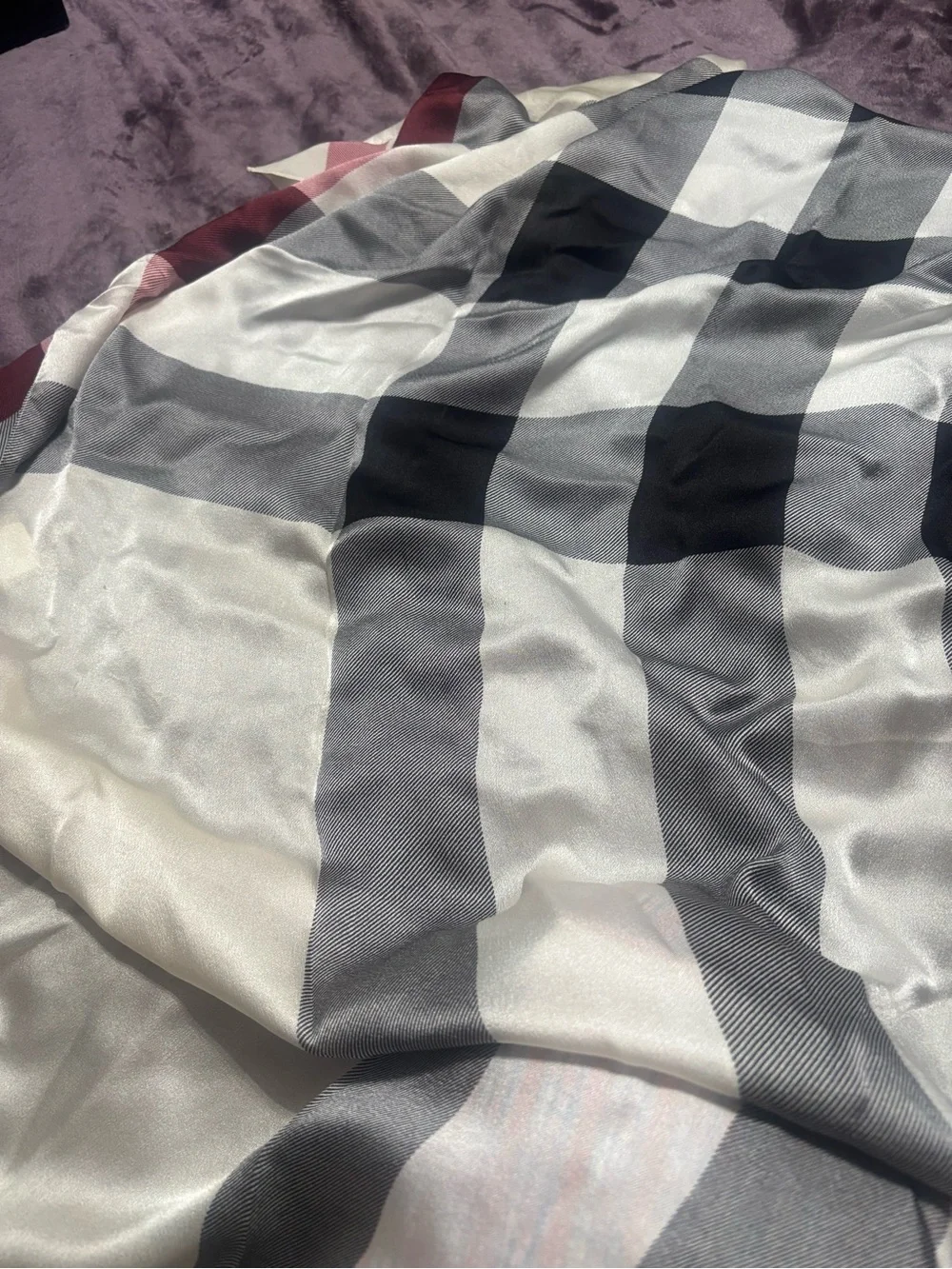 Plush Satin Plaid Scarf in Gray and White
